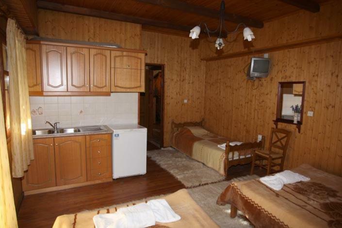 Hotel Athamania Artas à Athamanio Extérieur photo